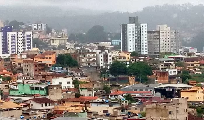 Itabira apoia o fechamento do comércio e as medidas restritivas de isolamento social, constata pesquisa DataMG