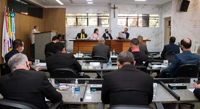 Relação de Vetão com o prefeito de Itabira, e também de outros vereadores, tende a azedar ainda mais, o que põe em risco a governabilidade