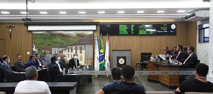 “Vereadores são os últimos a saber”, diz Tãozinho Leite, que critica a omissão da Câmara Municipal sobre os impactos da mineração em Itabira