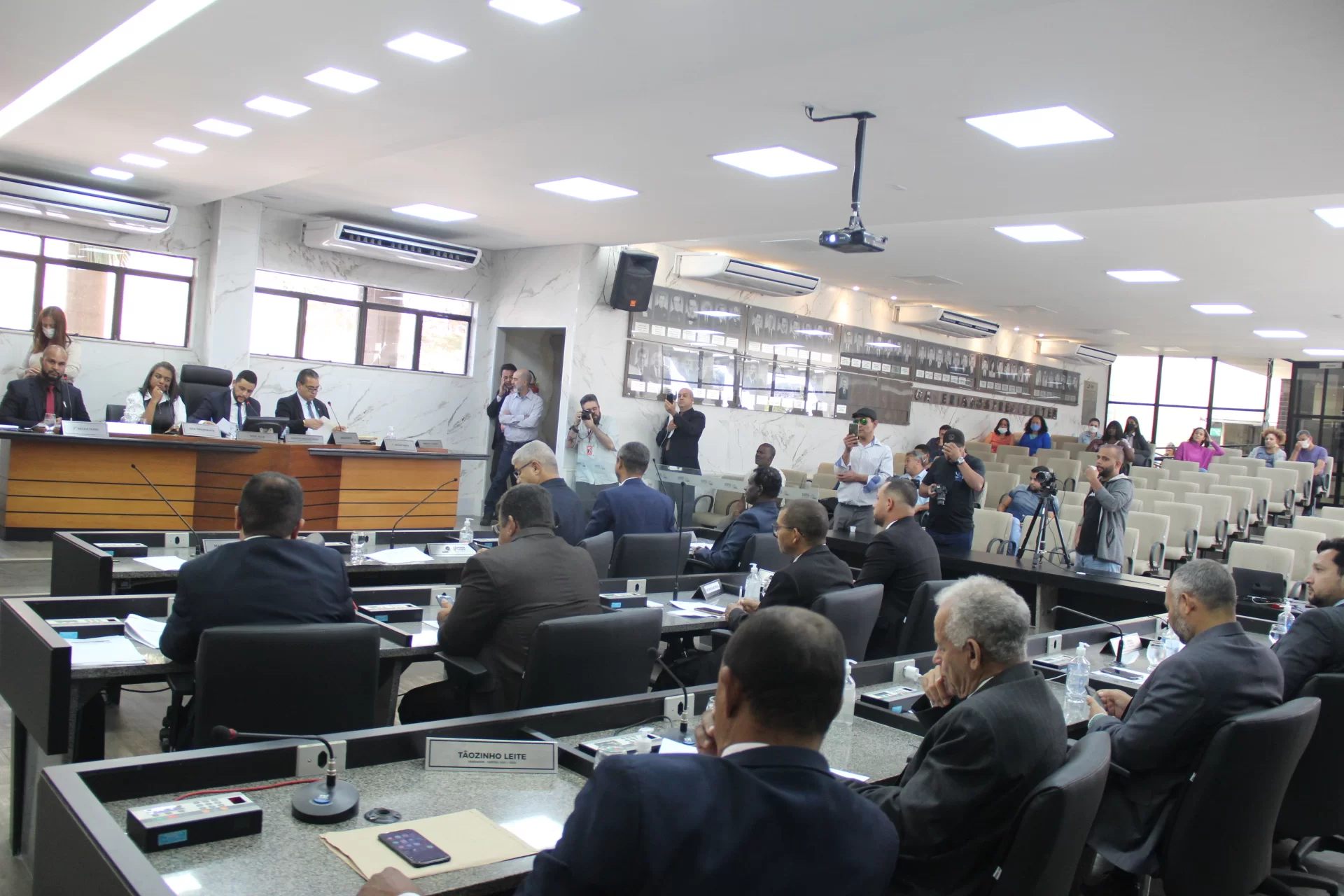 Câmara aprova empréstimo e Itabira vai dispor de R$ 99 milhões a mais para investir em saneamento básico e infraestrutura