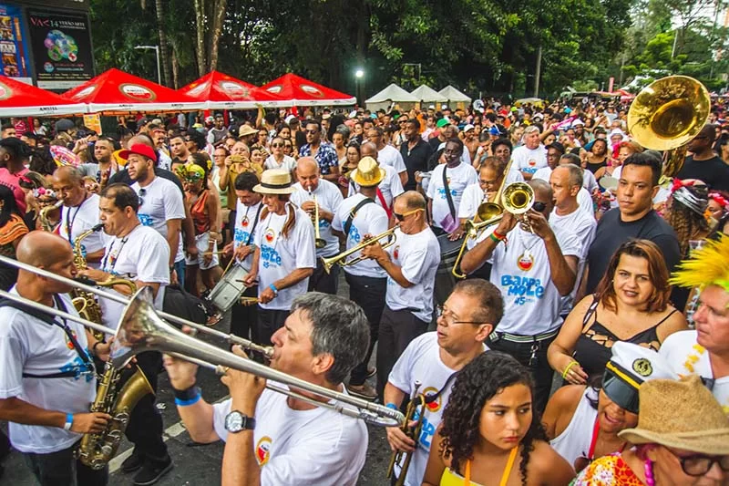 Banda Mole comemora 46 anos e volta com tudo em BH