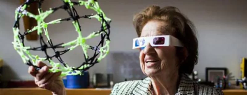Beatriz Alvarenga, santa-mariense e professora de Física, é a homenageada, nesta terça-feira, em programa da Faculdade de Educação da UFMG