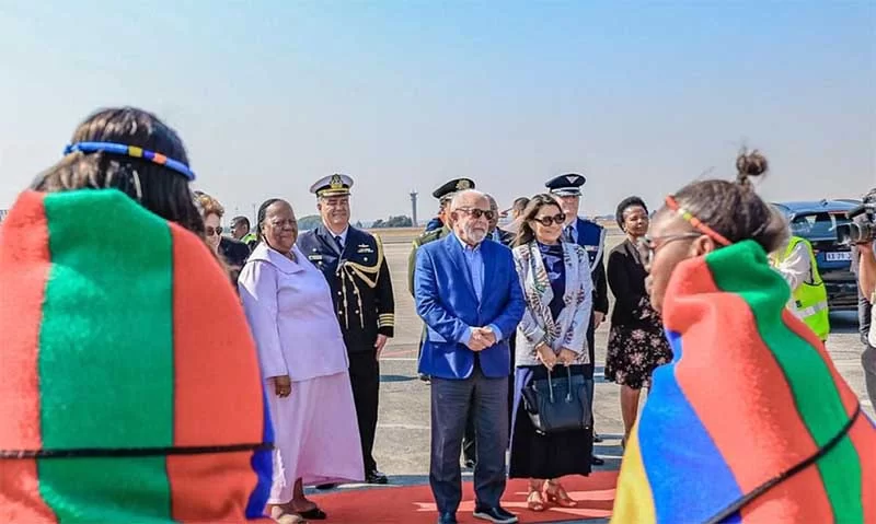 Lula chega à África do Sul, onde participa da 15ª Cúpula do Brics com início nesta terça-feira