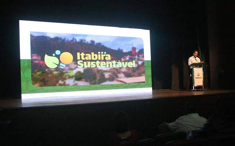 Vale e Prefeitura assinam acordo de cooperação com o projeto Itabira Sustentável para impedir a derrota incomparável com o fim do minério