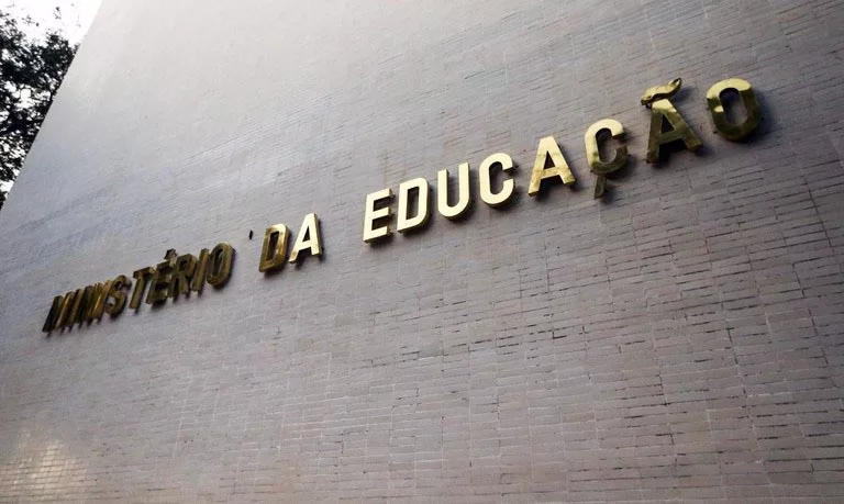 Portaria do MEC traz mais insegurança jurídica aos processos de criação de novos cursos de medicina