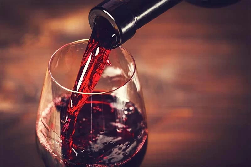 No dia mundial do vinho, saiba quais são os quatro mitos comuns sobre a bebida