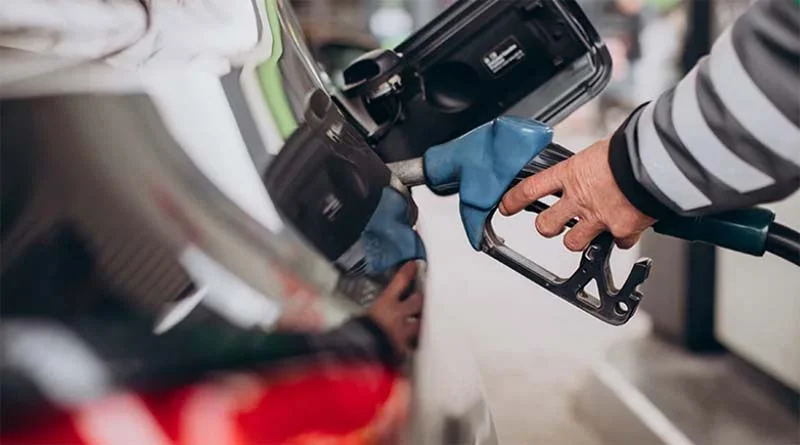 Gasolina aditivada é a melhor opção para pegar estrada, diz especialista