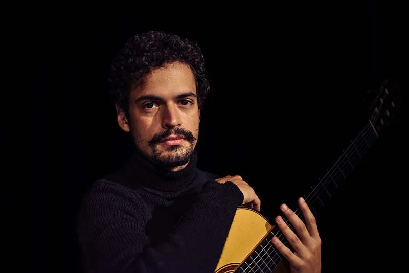“Isso Não é Um Violão?” mostra em concerto no Memorial Vale possibilidades que vão além do pressionar as cordas e tocar o instrumento
