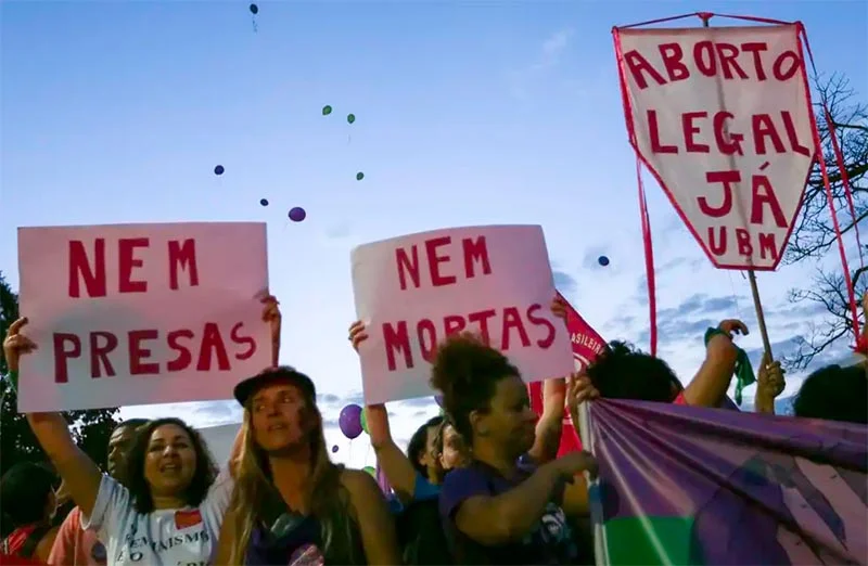 Conselho Nacional de Saúde repudia projeto de lei que torna crime o aborto mesmo em caso de estupro e pede o seu arquivamento