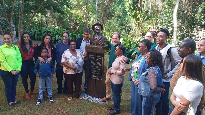 Sô Intelecto, um dos primeiros ambientalistas itabiranos, ganha busto na mata que leva o seu nome, uma justa homenagem