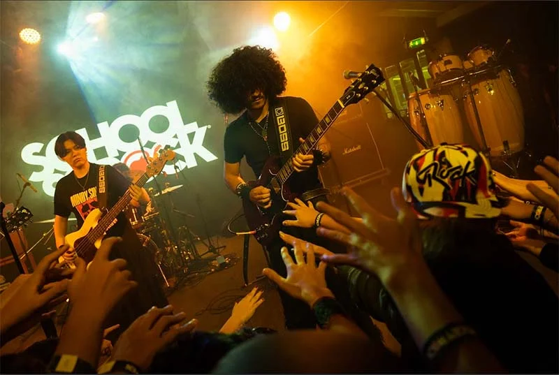 Neste sábado (13), alunos da School of Rock participam do Festival Prime Rock Brasil BH na esplanada do Mineirão