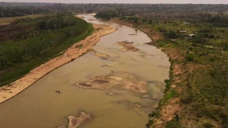 Geólogo explica a degradação do planeta e alerta para os desafios que vêm pela frente