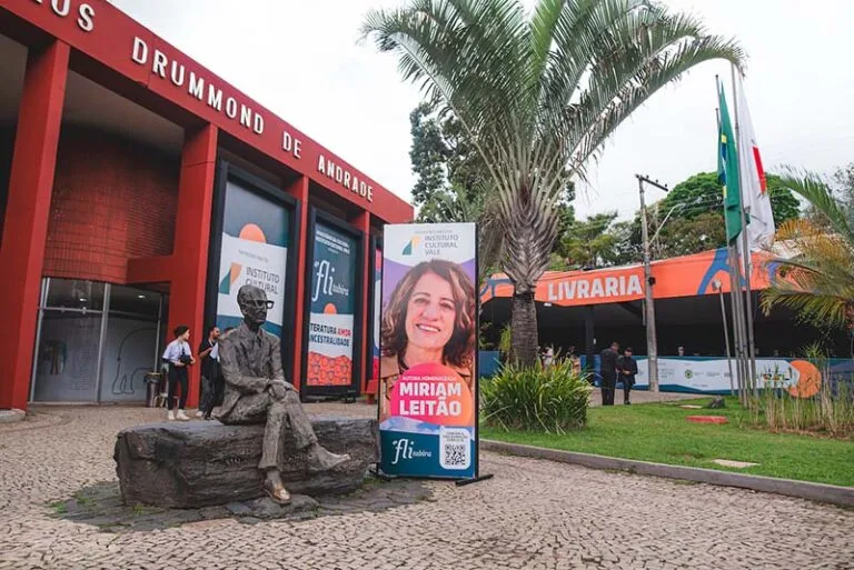 Flitabira tem início nesta quarta-feira (30) e celebra os 122 anos de Carlos Drummond de Andrade