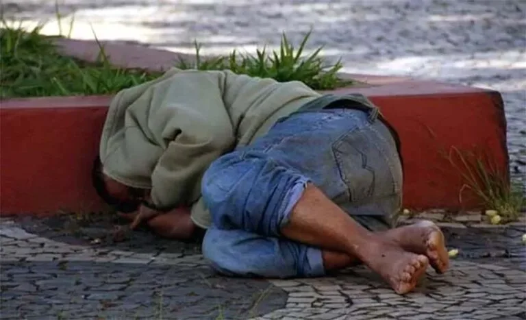 Ondas de calor extremo ameaçam população em situação de rua