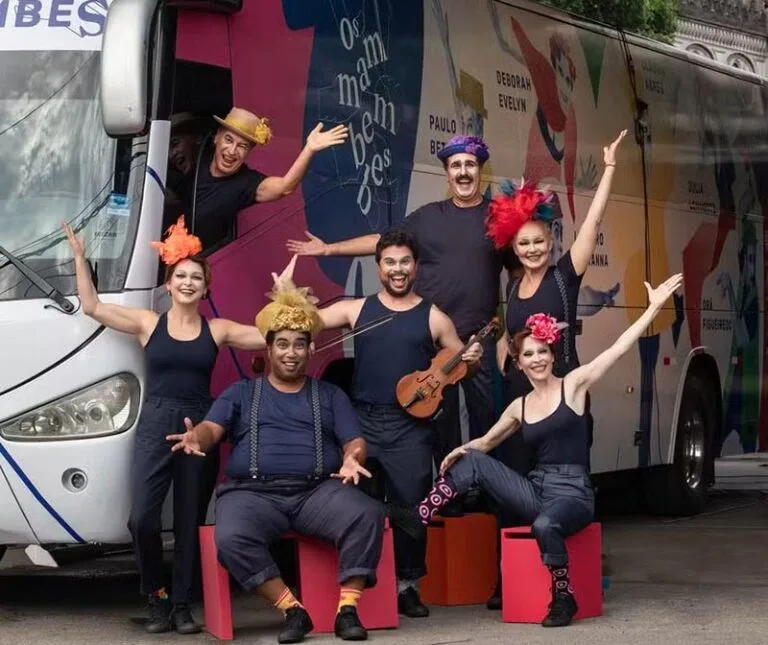 Atores globais apresentam “Os Mambembes”, nesta quinta-feira (5), na praça Vereador José Máximo Resende, bairro Campestre