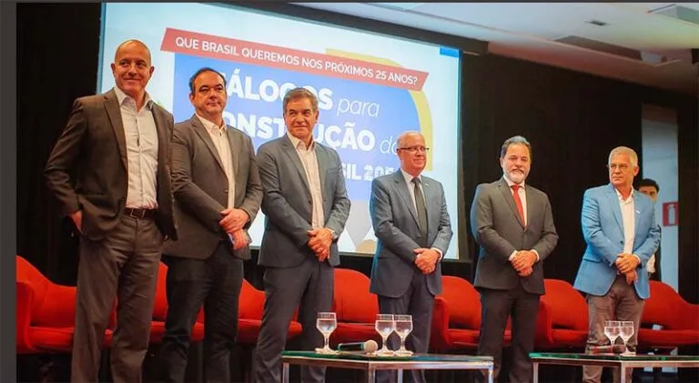 “Sem planejamento estratégico, os municípios minerados correm risco de colapso”, alerta Marco Antônio Lage, presidente da Amig
