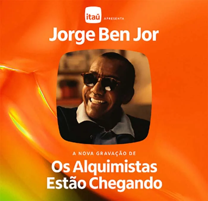 Jorge Ben Jor recria ‘Os Alquimistas Estão Chegando’ em Paris, celebrando o clássico álbum A Tábua de Esmeralda