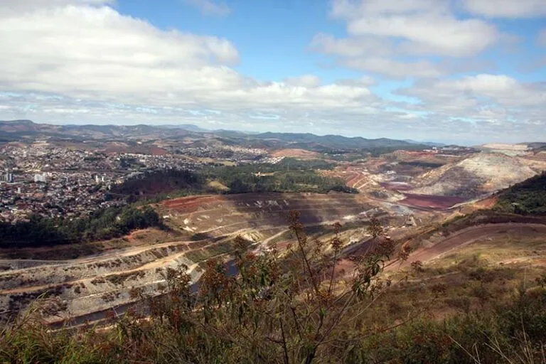 Municípios minerados de todo o Brasil se organizam para enfrentar sonegação de royalties e prejuízos causados pela Lei Kandir
