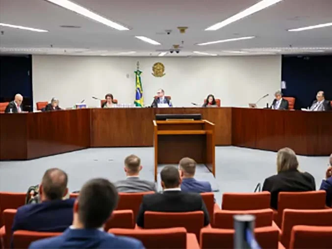 Diário do julgamento do golpe – Ato 4: “O que distingue as Forças Armadas de um bando?”