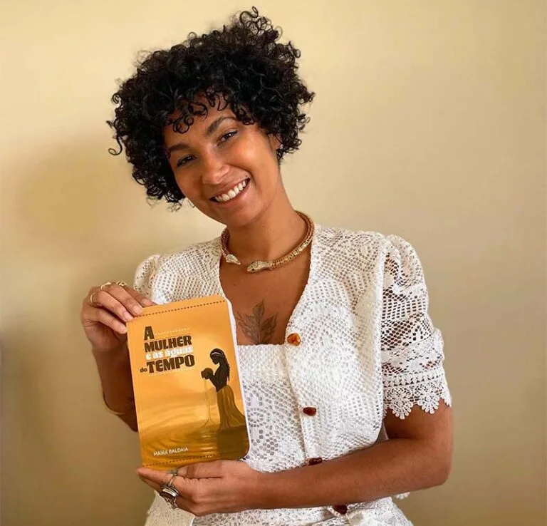 Maíra Baldaia lança livro de estreia no V Flitabira, no aniversário de Carlos Drummond de Andrade