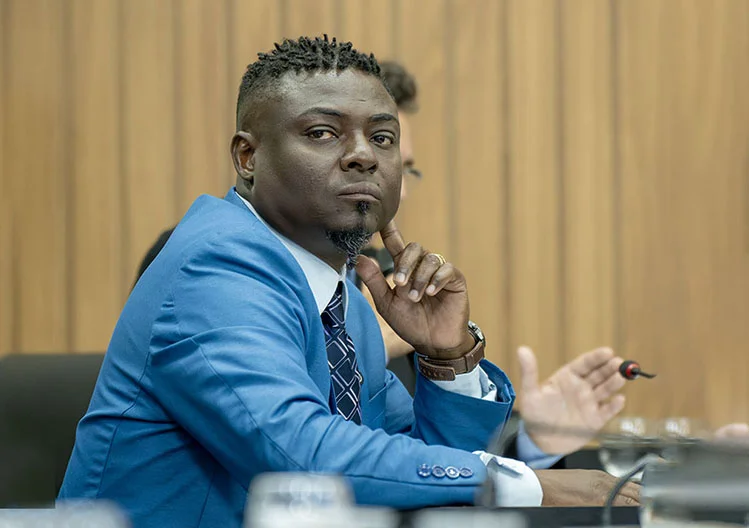 Câmara Municipal repudia atos de racismo contra o vereador Elias Lima