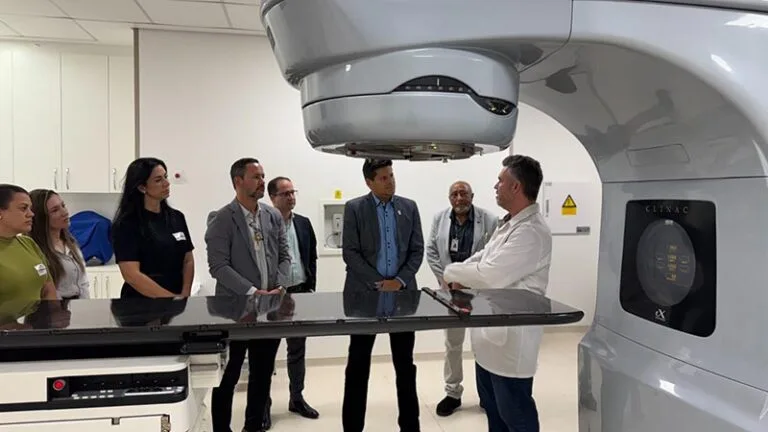 Itabira se prepara para consolidar sua posição como polo regional de oncologia com a implantação da radioterapia