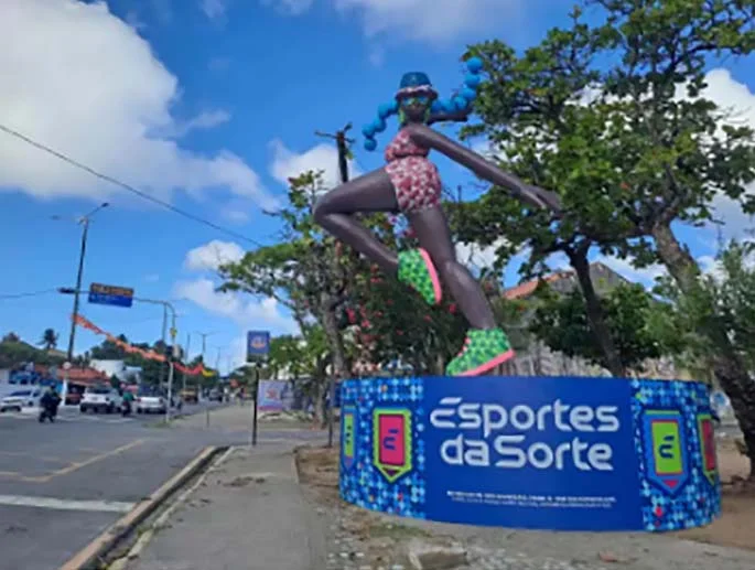 Bet, a feia: Esportes da Sorte pede que artista de Olinda pare com sátira usando marca