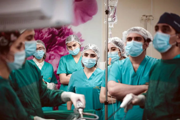 STF barra abertura de cursos de Medicina sem aval do MEC e reforça exigência técnica