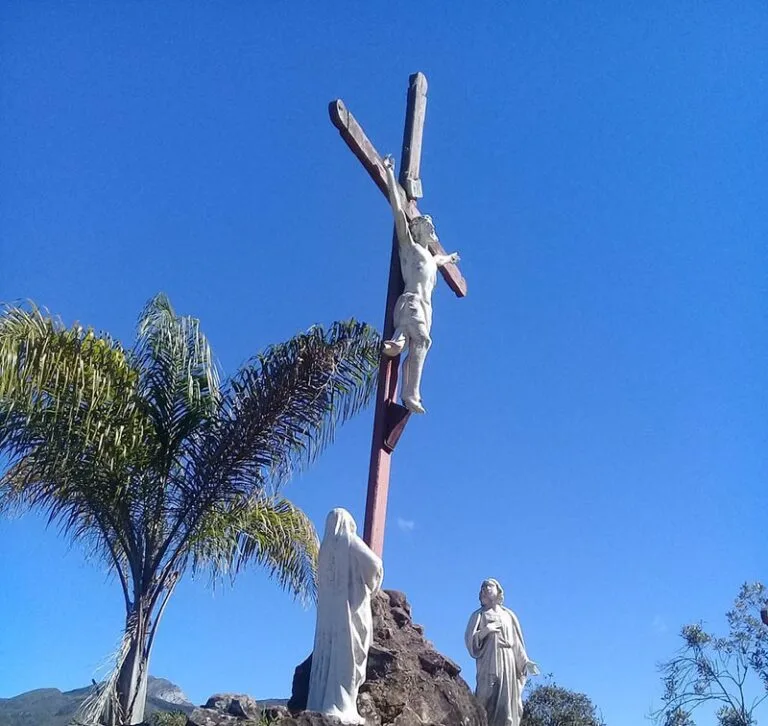 Santuário do Caraça celebra Corpus Christi com missa e procissão