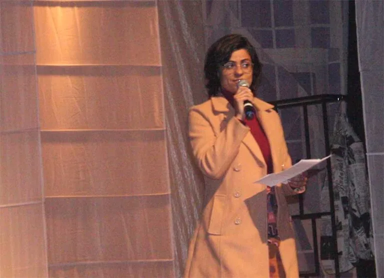 Na abertura do Festival de Inverno de Itabira, Vanessa Faria se emociona ao recordar homenagem a Rosinha de Valença em sua terra natal